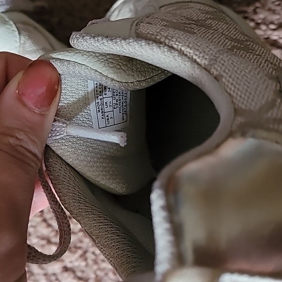 Michael Kors sneakers mk sneakers Michael kors size 3 sneakers mk sneakers Mk - Picture 15 of 16